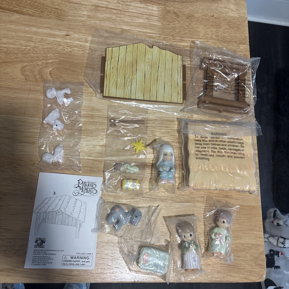 Vtg RARE 2002 Precious Moments Nativity Playset F611221 Complete Set Christmas